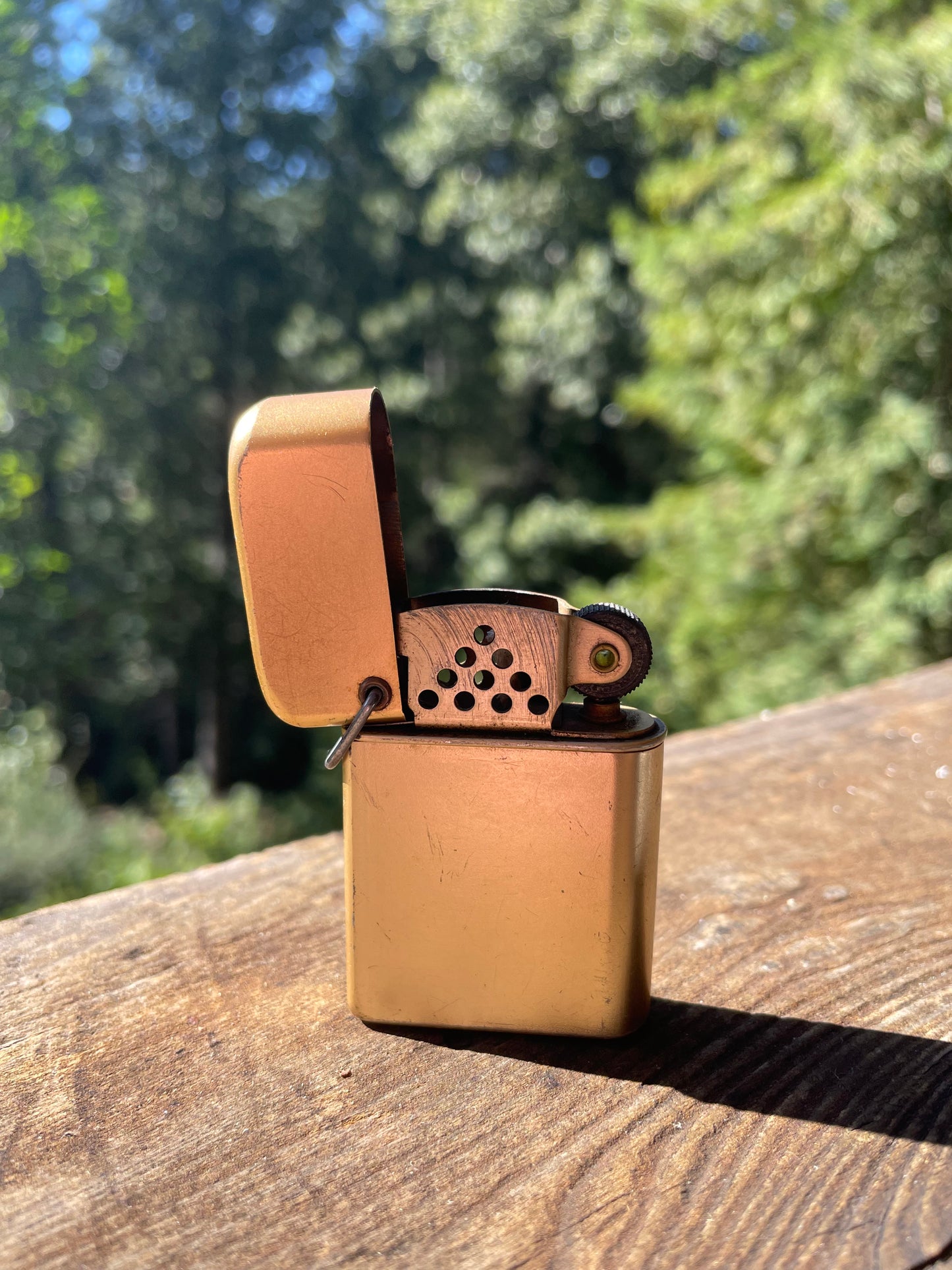 1970s Gold Toned Storm Master Lighter