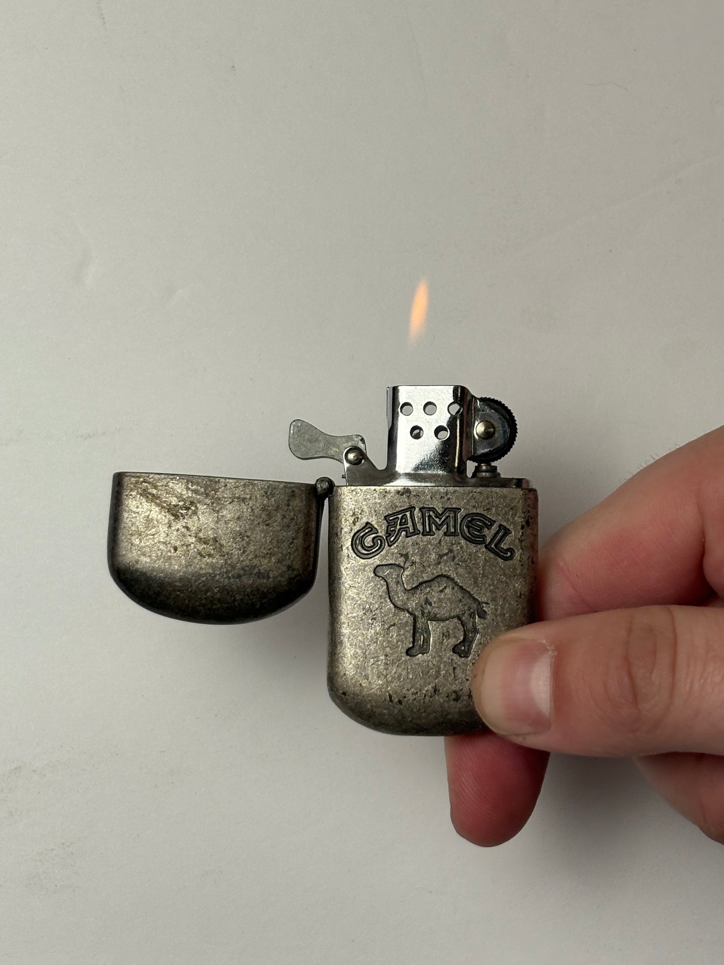 Camel Lighter