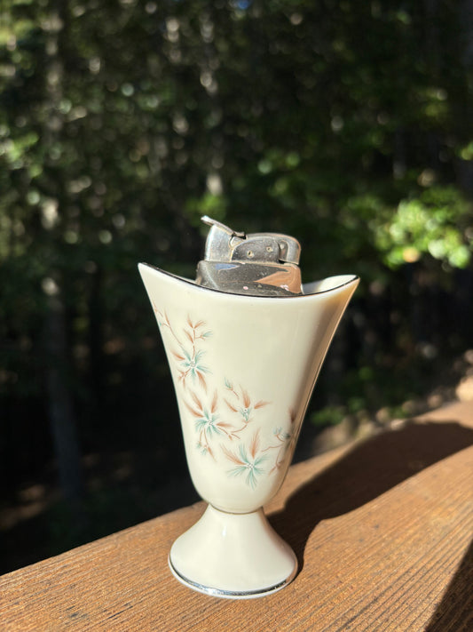 Ceramic Evans Floral Table Lighter