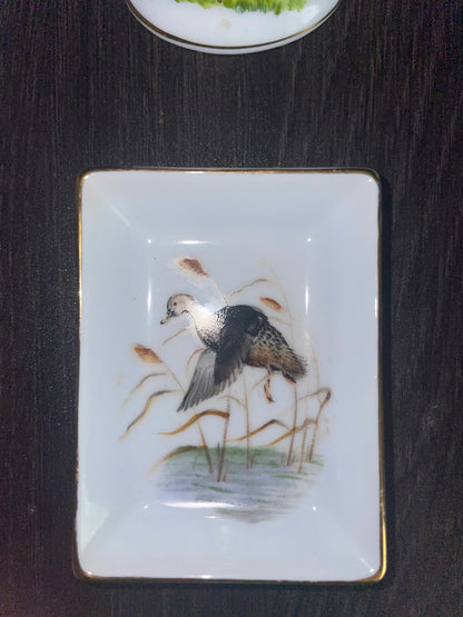 Duck Table Lighter and 4 Matching Personal Ashtrays