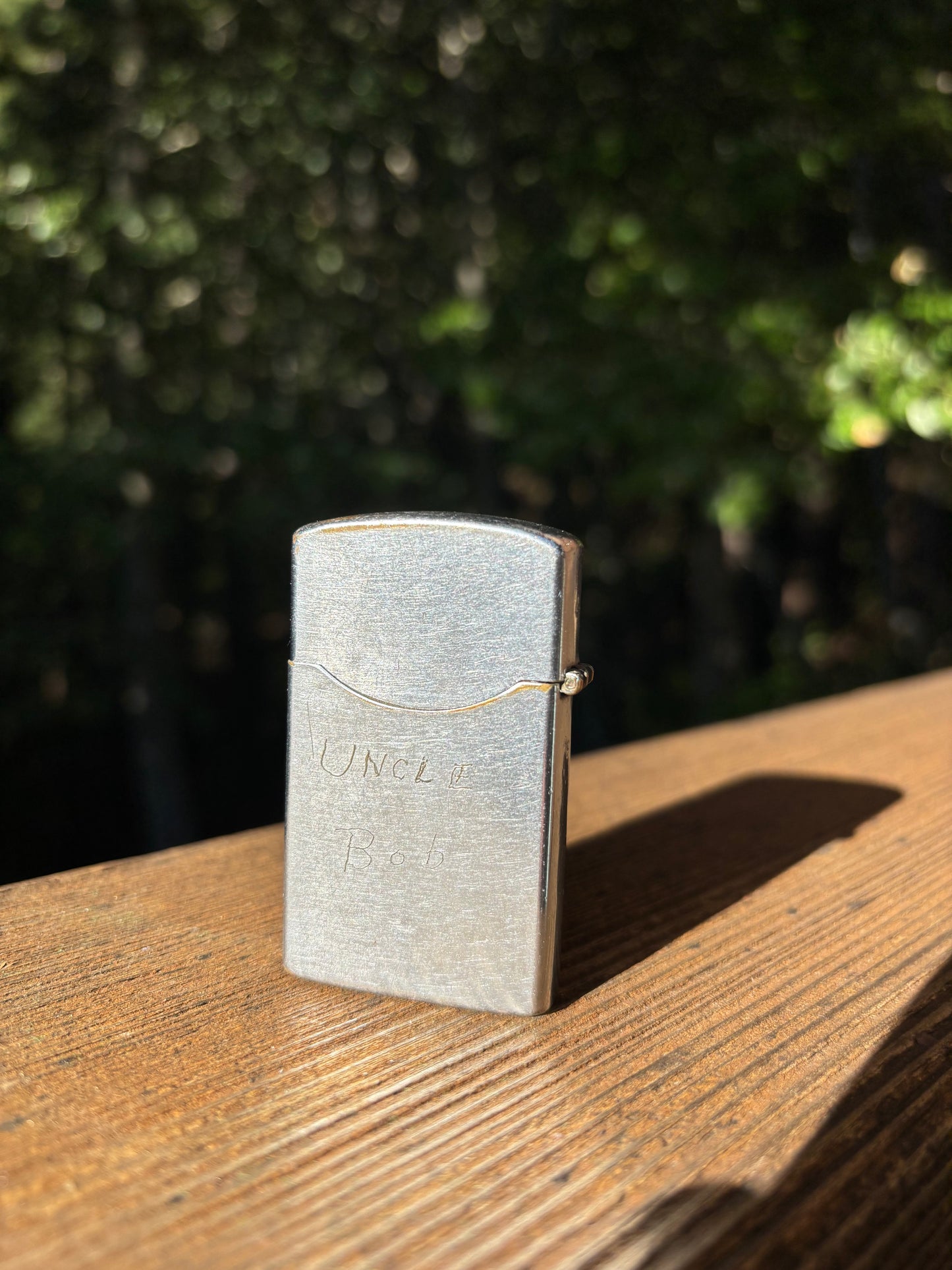 Dundee Flip Top Lighter with hole-in-windshield for pipes and bowls