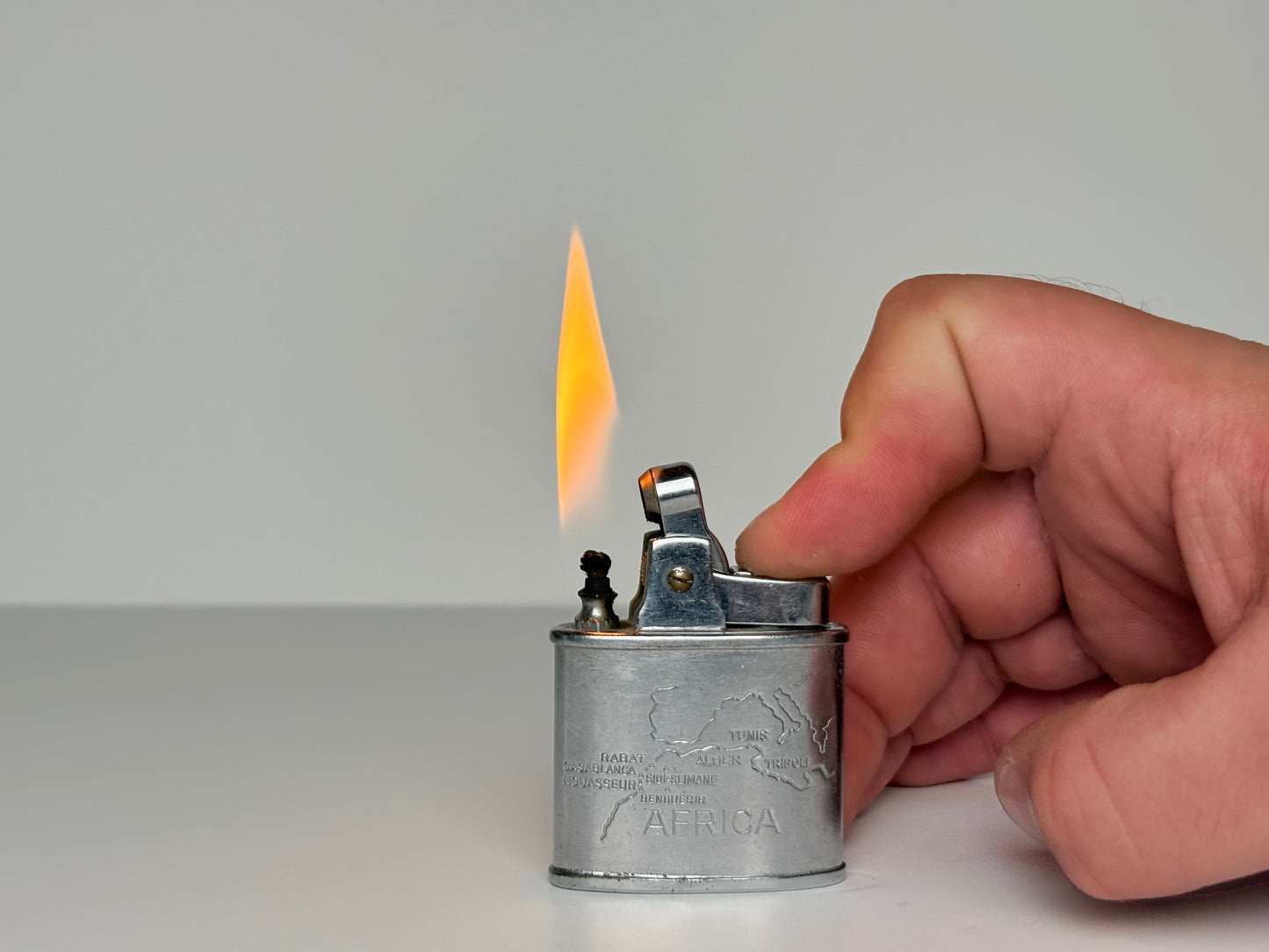 Africa Automatic Lighter